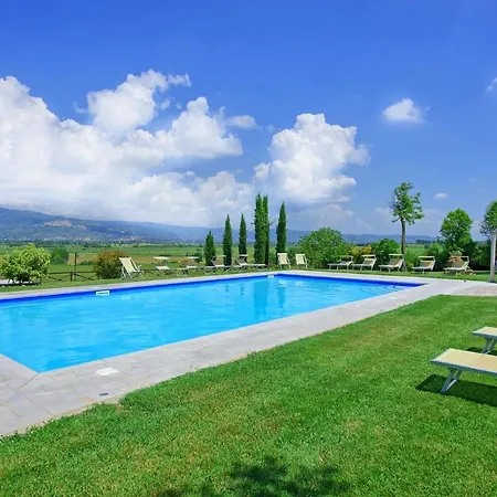 Villa Fratticciola Sleeps 26 Pool Air Con Wifi *