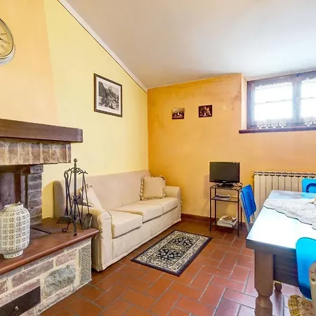 Fratticciola Sleeps 26 Pool Air Con Wifi