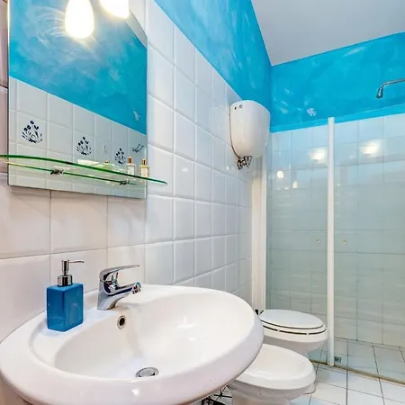 Villa Fratticciola Sleeps 26 Pool Air Con Wifi *